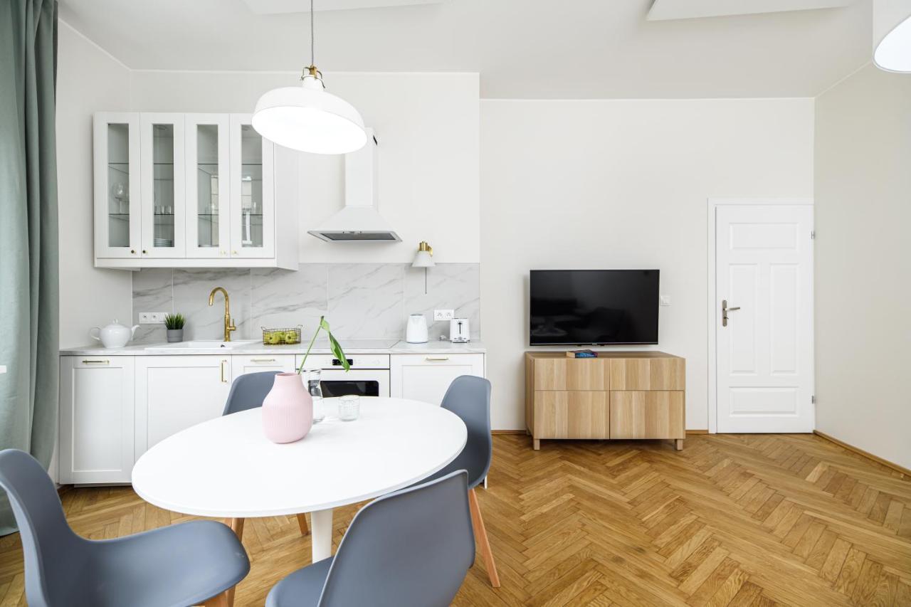 Native Apartments Zulawskiego 8 Красков Екстериор снимка