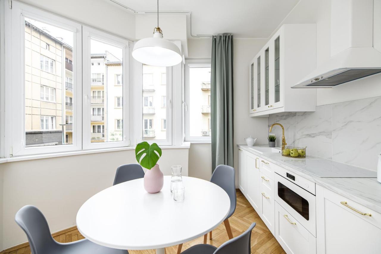 Native Apartments Zulawskiego 8 Красков Екстериор снимка
